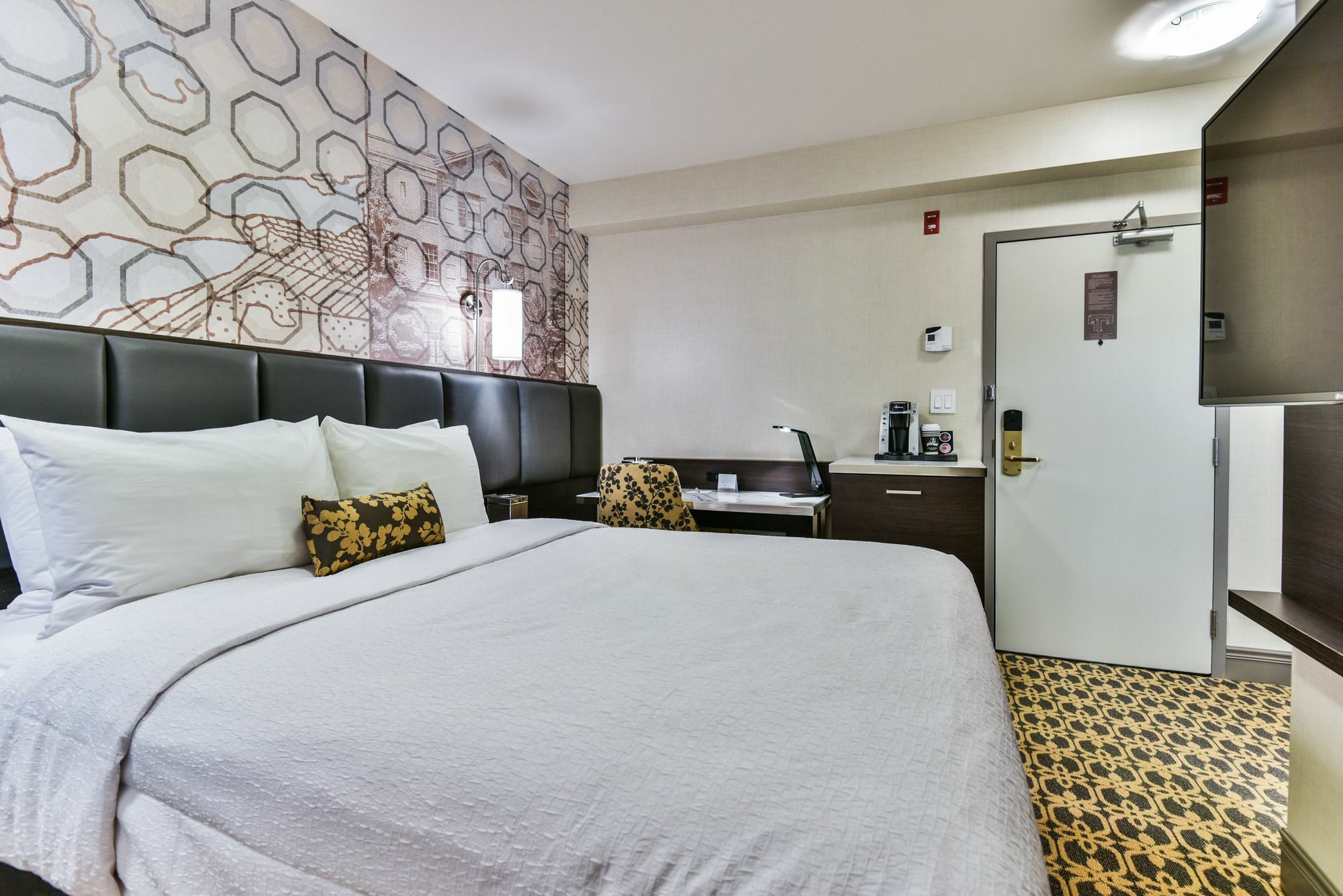 The Champlain Waterfront Hotel Ascend Hotel Collection Orillia Extérieur photo